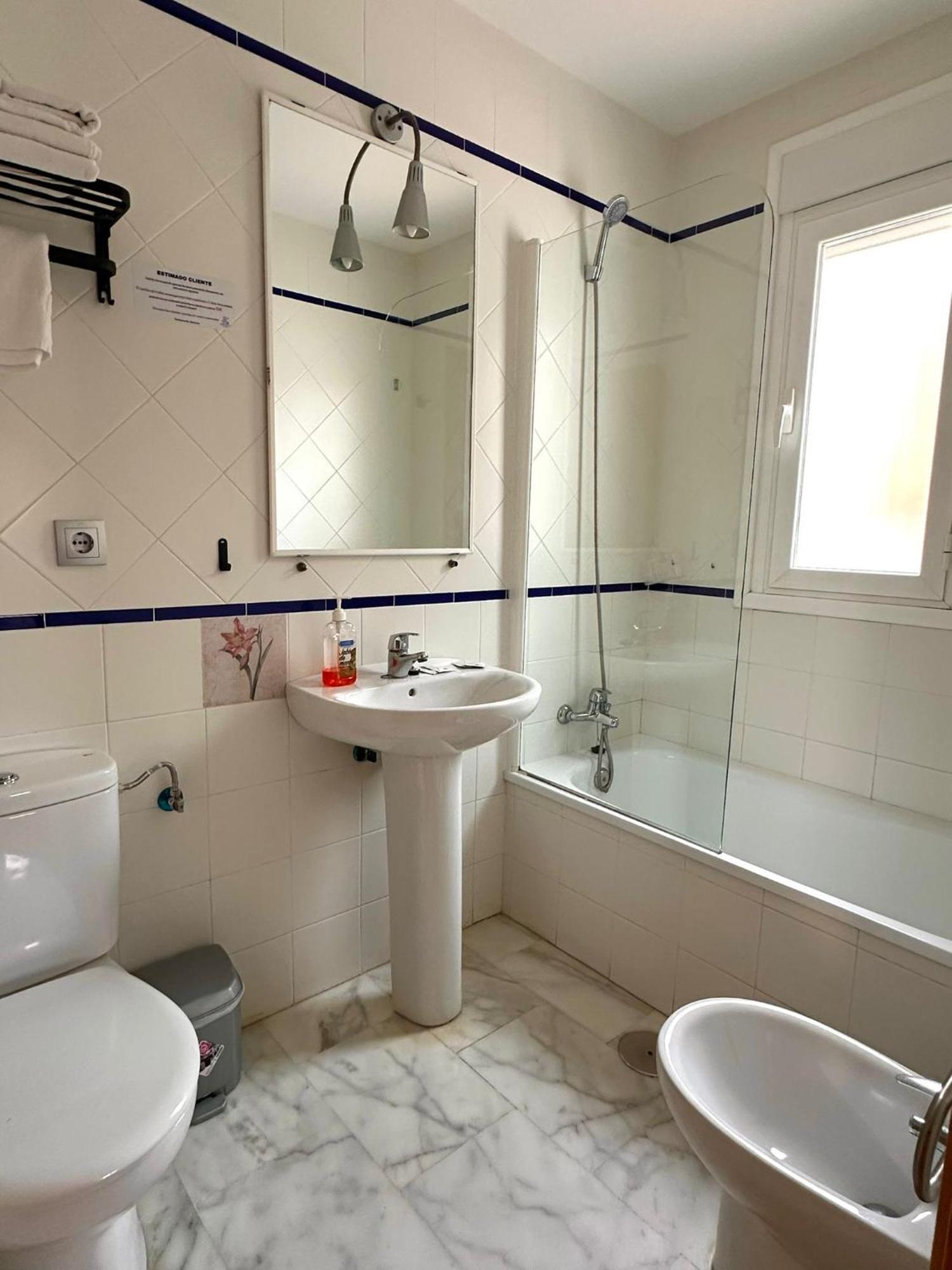 Apartahotel Dona Reyes Chipiona Eksteriør billede